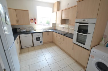 North Road, West Bridgford, Nottingham - Image 2