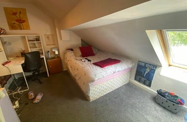 Harlaxton Drive, Lenton, Nottingham - Image 2