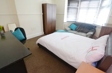 Johnson Road, Lenton, Nottingham - Image 3