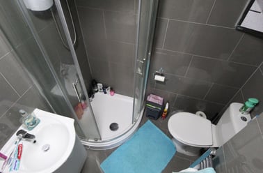 Heron Drive, Lenton, Nottingham - Image 2