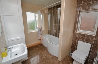 Derby Road, Lenton, Nottingham - Image 3