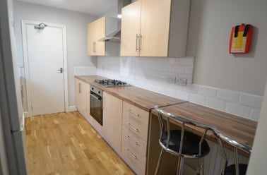 West Avenue, West Bridgford, Nottingham - Image 2