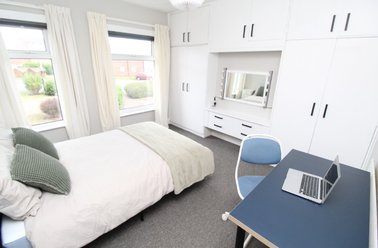 Dallas York Road, Beeston, Nottingham - Image 2