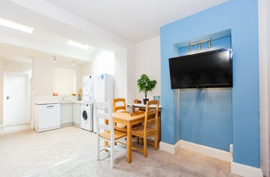 Charnwood Grove, West Bridgford, Nottingham - Image 3