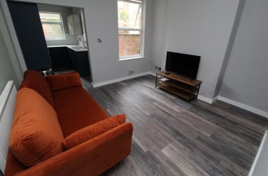 Tissington Road , Forest Fields, Nottingham - Image 2