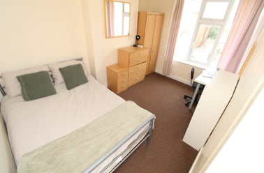 Highfield Road, Dunkirk, Nottingham - Image 3