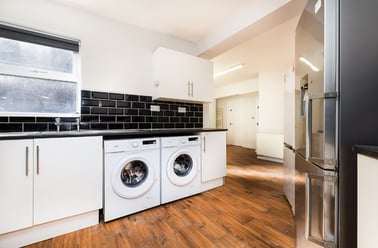 Radford Road, New Basford, Nottingham - Image 2