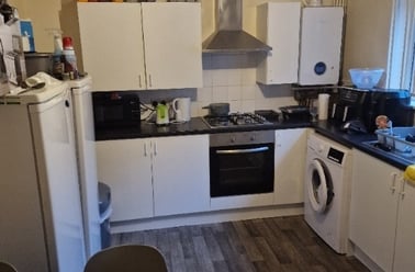 (4BED) Kimbolton Avenue, Radford, Nottingham - Image 3