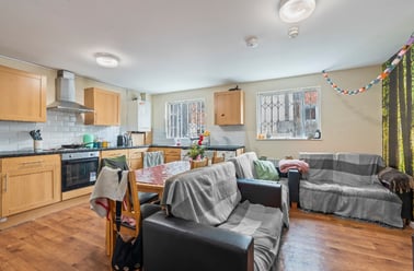 North Sherwood Street, Arboretum, Nottingham - Image 2