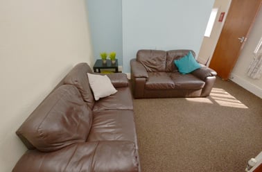 (1 BED) Henry Road, West Bridgford, Nottingham - Image 3