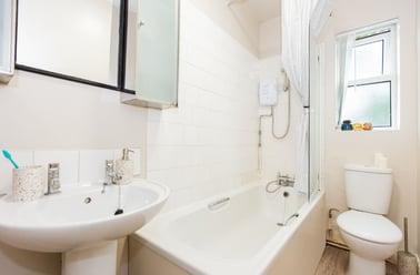 (4BED) Charnwood Grove, West Bridgford, Nottingham - Image 3