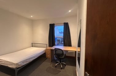 Lonsdale Street, Penkhull, Stoke - Image 2