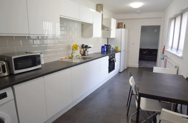 Wharf Street, Basford, Newcastle under Lyme - Image 3