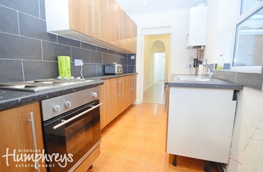 Newlands Street, Shelton, Stoke - Image 2