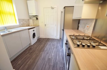 Leek Road, Joiners Square, Hanley, Stoke - Image 2