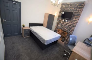 Elgin Street, Shelton, Stoke - Image 2