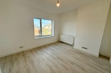 Lombardy Grove, Bucknall, Stoke - Image 3