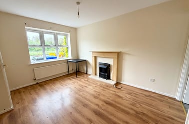 Kendrick Street, Bucknall, Stoke - Image 3