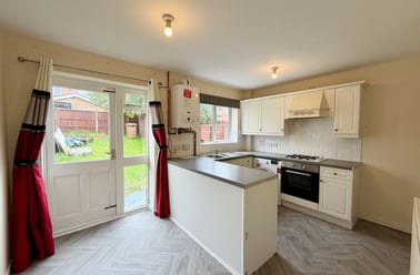 Kendrick Street, Bucknall, Stoke - Image 2