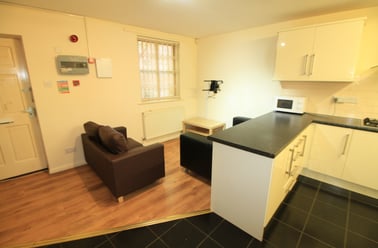 North Sherwood Street, Arboretum, Nottingham - Image 3