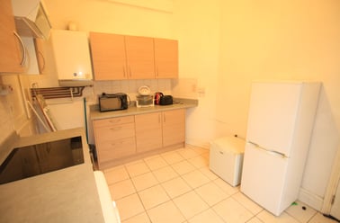 Forest Road East, Arboretum, Nottingham - Image 2