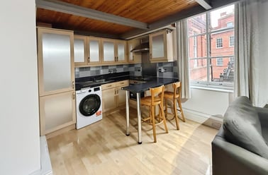 Park Row, City Centre, Nottingham - Image 2