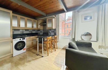 Park Row, City Centre, Nottingham - Image 3