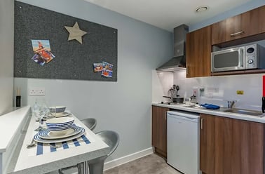 Silver Studio, Mary Parker House, 17 Apsley Road, Mutley, Plymouth - Image 2