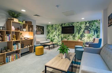 Standard, Oak House, Park Lane, Belle Vue, Leeds - Image 3