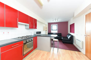 En-suite Standard, Corfe House, Pitwines Close, Central, Bournemouth - Image 3