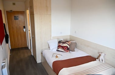 En-suite Premium, Corfe House, Pitwines Close, Central, Bournemouth - Image 2