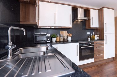 121 Fitzwilliam Street, Devonshire Green, Sheffield - Image 2