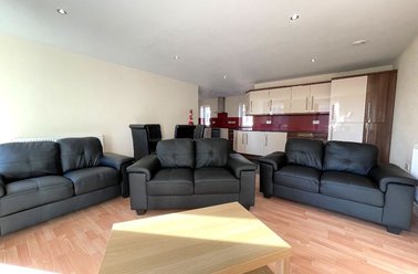 Apt 2, 116 Ecclesall Road, Sharrow, Sheffield - Image 2