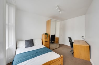 Kensington Road, Greenbank, Plymouth - Image 3