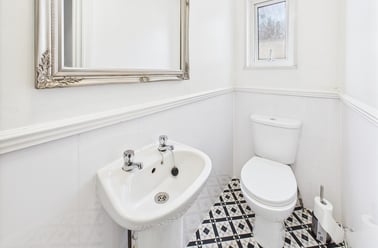 North Road West, North Hill, Plymouth - Image 3