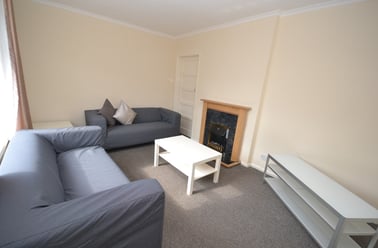 Shelley Avenue, Clifton, Nottingham - Image 2