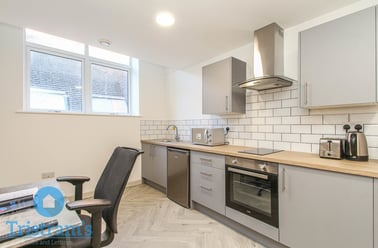 Victoria Street, Derby - Image 2