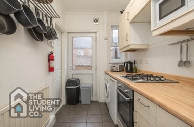 Elmsthorpe Avenue, Lenton, Nottingham - Image 3