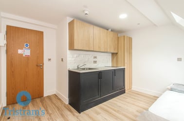 Lenton Boulevard, Nottingham - Image 2