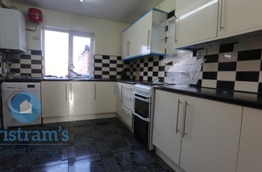 Ranelagh Grove, Wollaton, Nottingham - Image 2