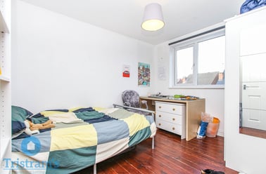 Elmsthorpe Avenue, Lenton, Nottingham - Image 2