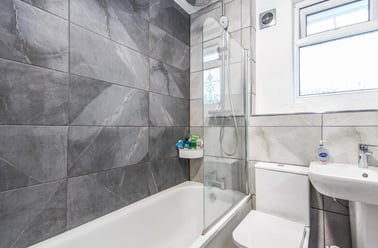 Dorket Drive, Lenton, Nottingham - Image 3