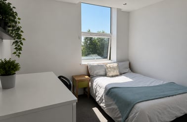 Charnwood Grove, West Bridgford, Nottingham - Image 3