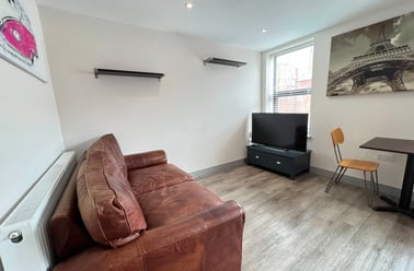 Stratford Road, West Bridgford, Nottingham - Image 3