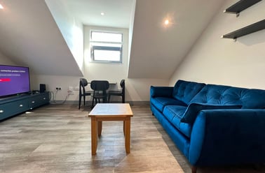 Stratford Road, West Bridgford, Nottingham - Image 2