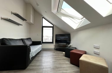 Stratford Road, West Bridgford, Nottingham - Image 2
