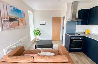 2-4 Colwick Road, West Bridgford, Nottingham - Image 2