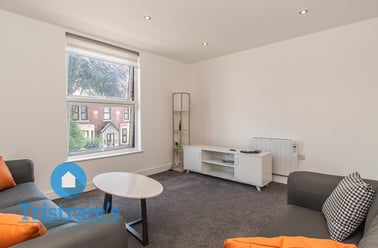 Queens Road, Beeston, Nottingham - Image 3
