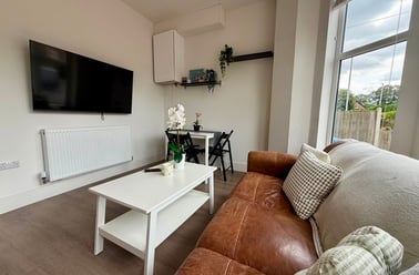 Melton Road, West Bridgford, Nottingham - Image 3
