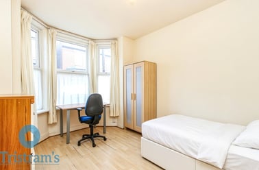 Teversal Avenue, Lenton, Nottingham - Image 2